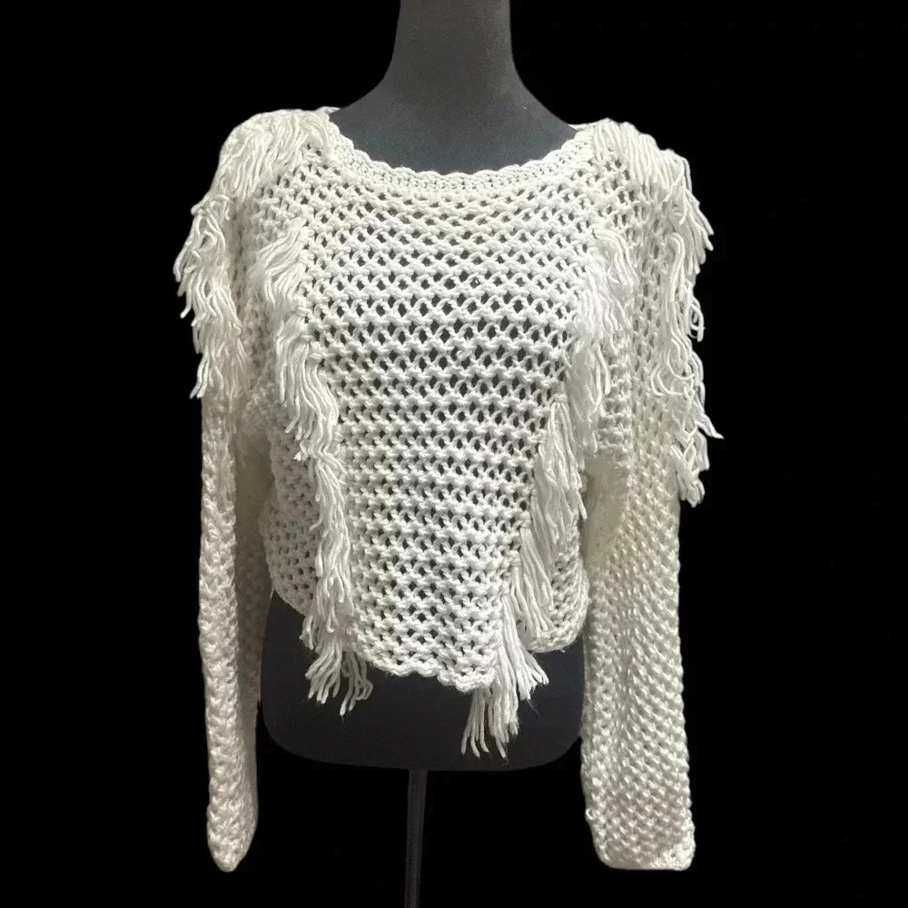 PURE WHITE BOAT NECK MID DRIFT CROCHETED SOFT SWEATER IN SIZE LARGE